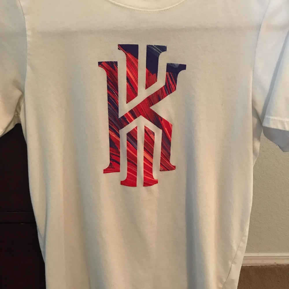 Kyrie Irving T-shirt